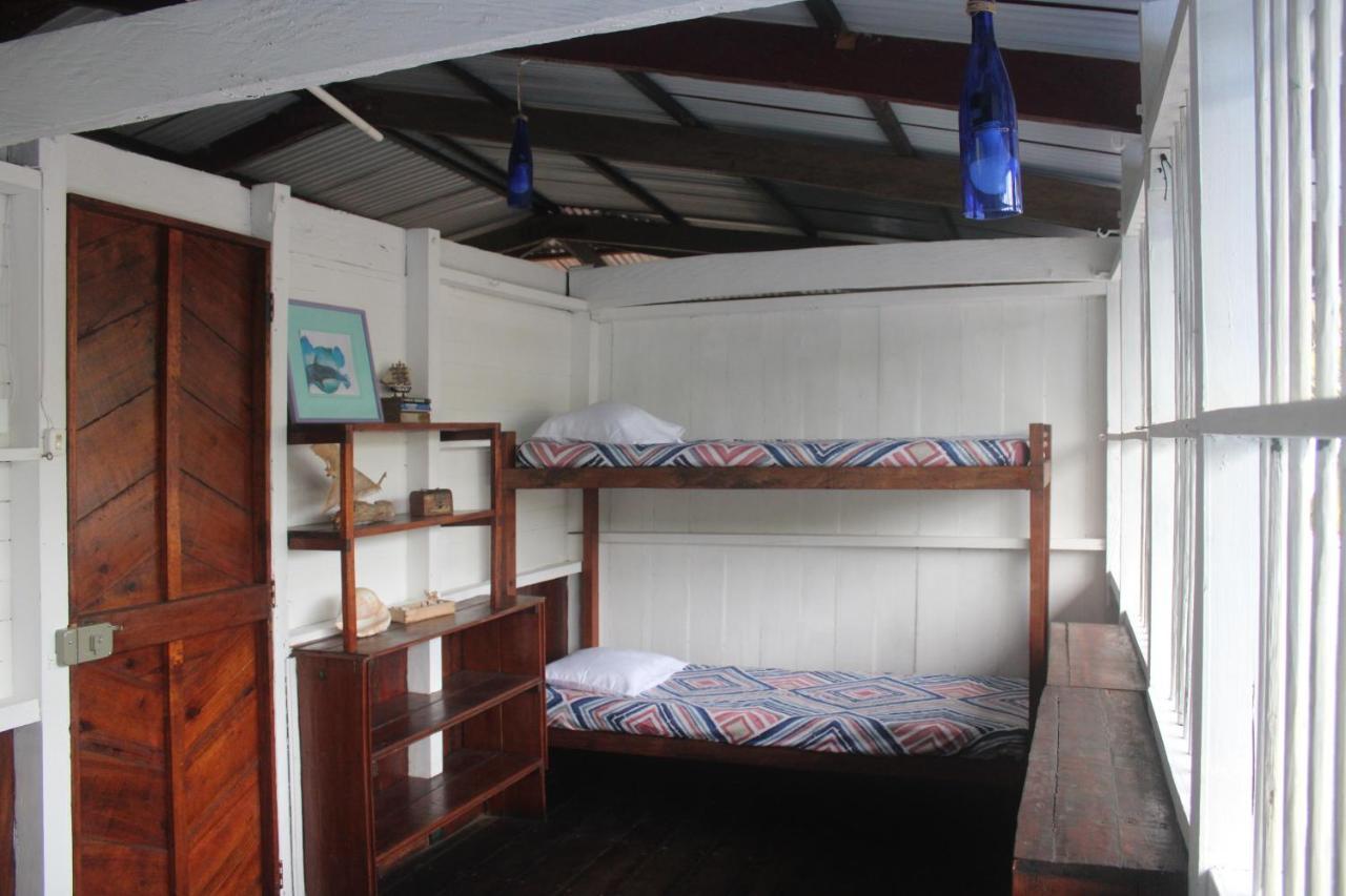 Hotel Refugio Mr Jerry Eco House à Bahia Solano Extérieur photo