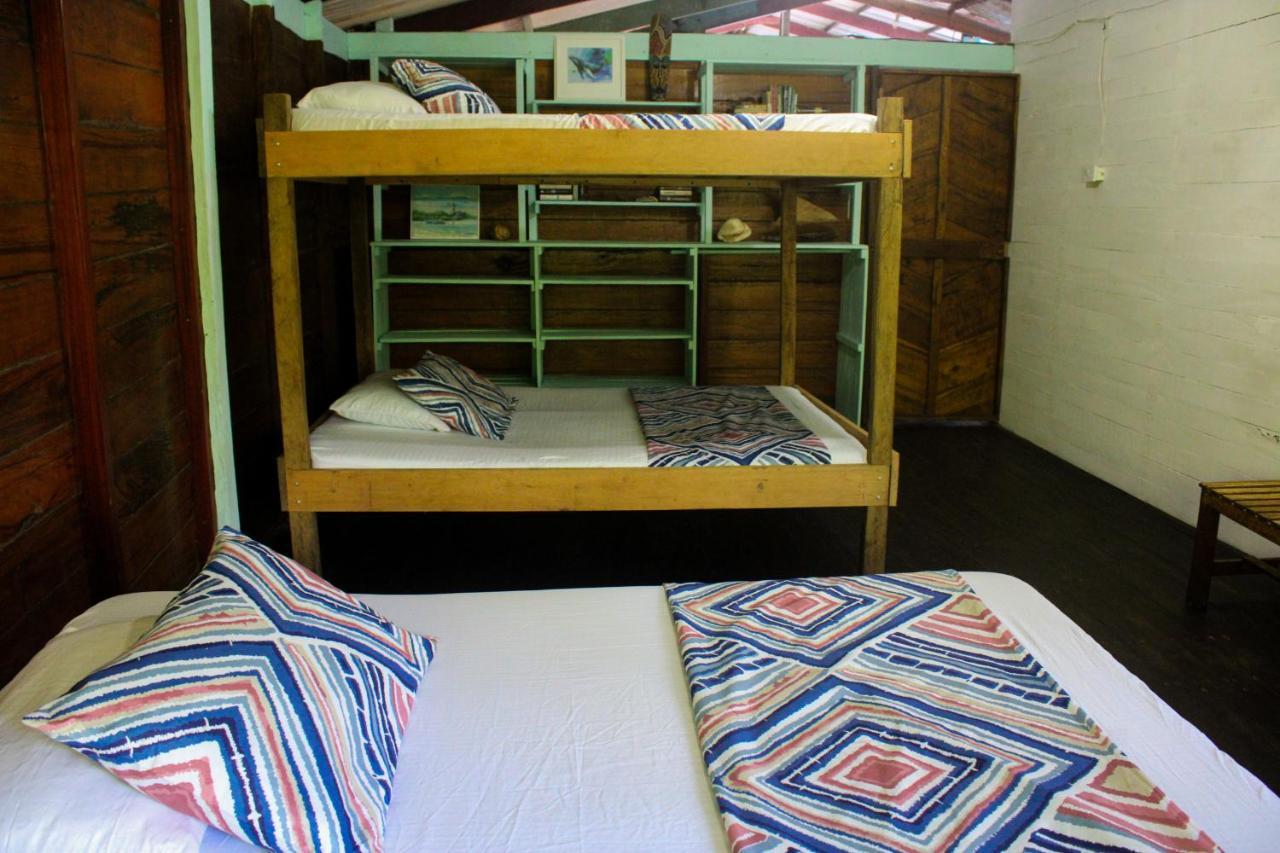 Hotel Refugio Mr Jerry Eco House à Bahia Solano Extérieur photo