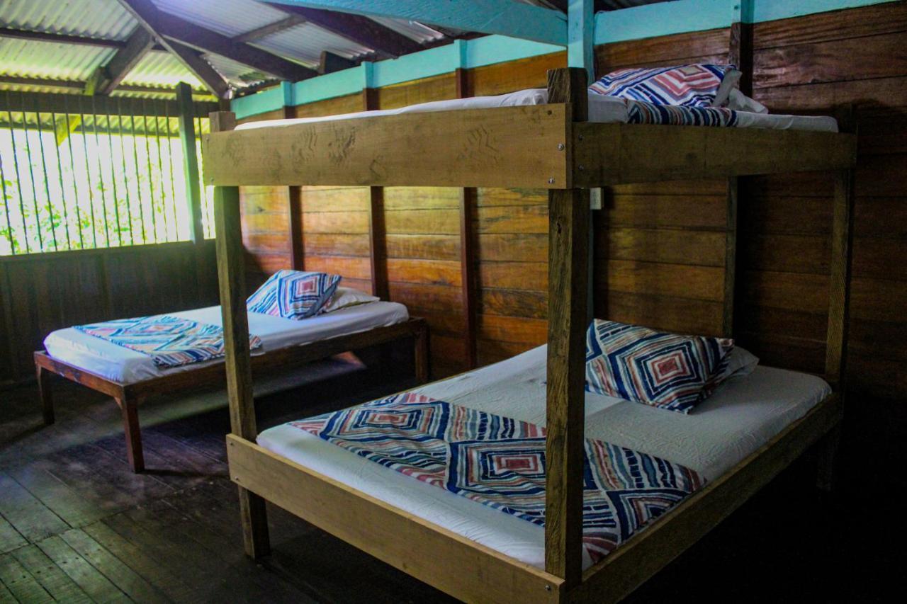 Hotel Refugio Mr Jerry Eco House à Bahia Solano Extérieur photo